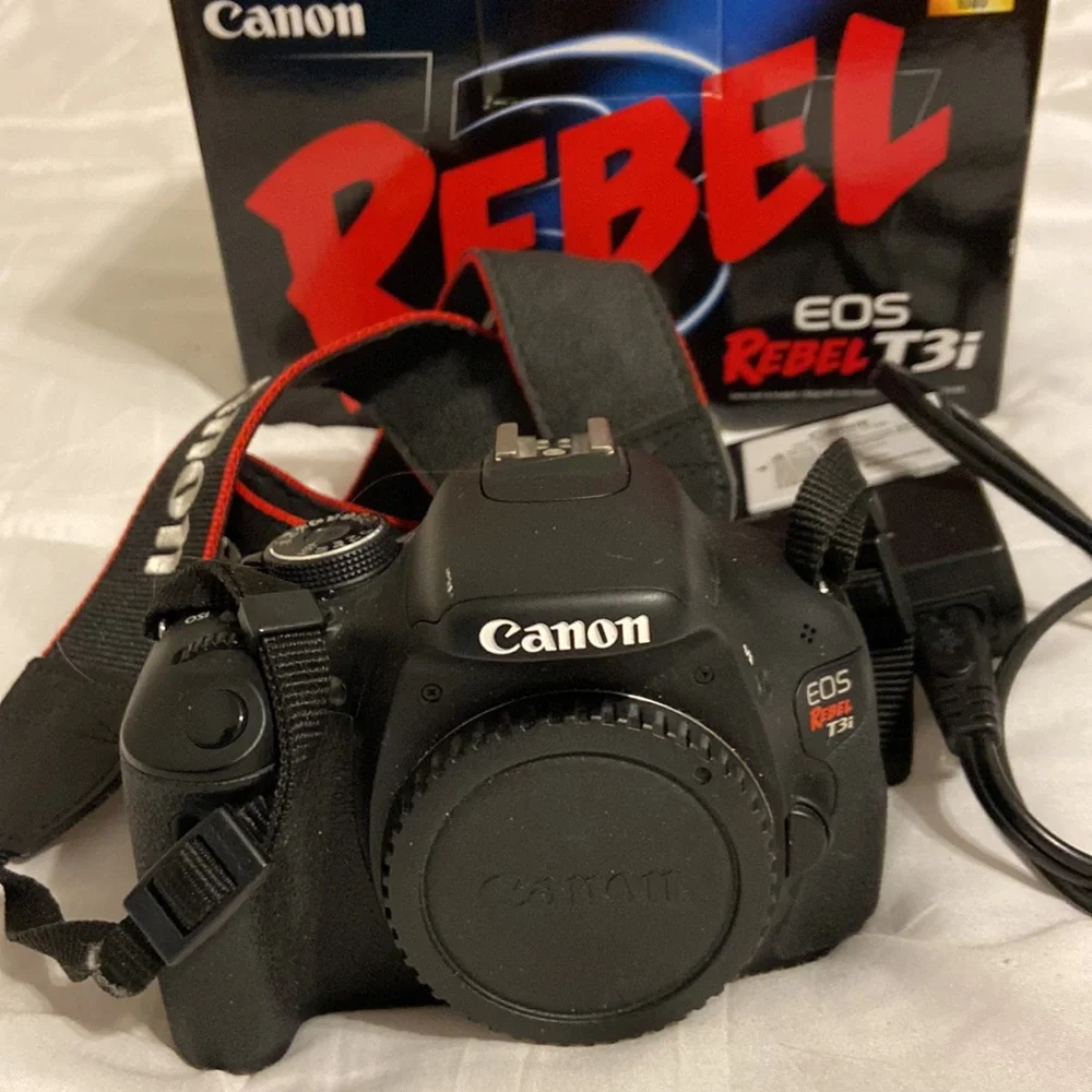 Rebel T3i Canon Camera